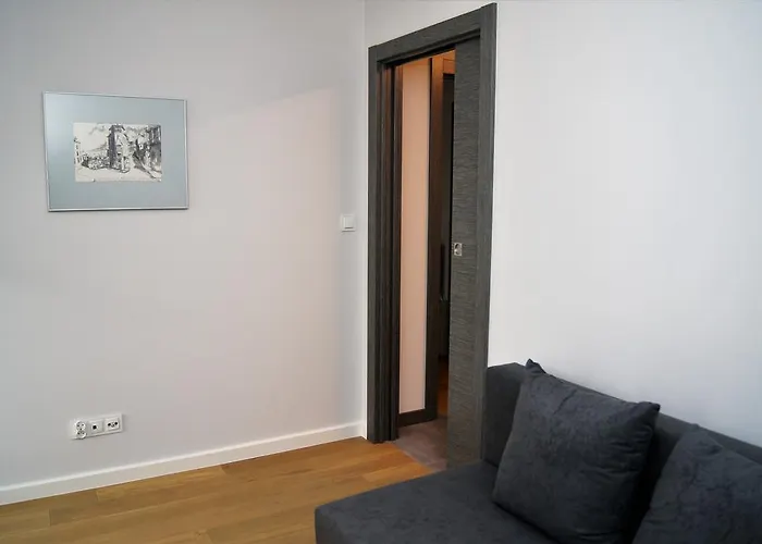 Kukuczki 7 * Вроцлав